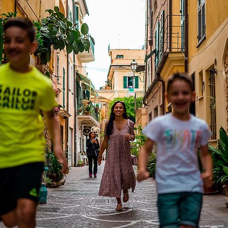Hotel Continental ピエトラ・リーグレ エクステリア 写真
